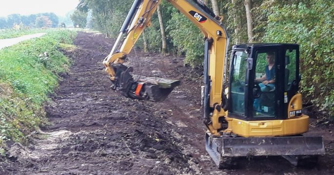 Elzinga Loon- en Grondverzet voert tijdelijke maatregelen uit in Steendam