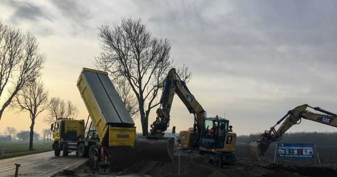 Werkzaamheden Geefsweer in volle gang voor Elzinga Loon- en Grondverzet